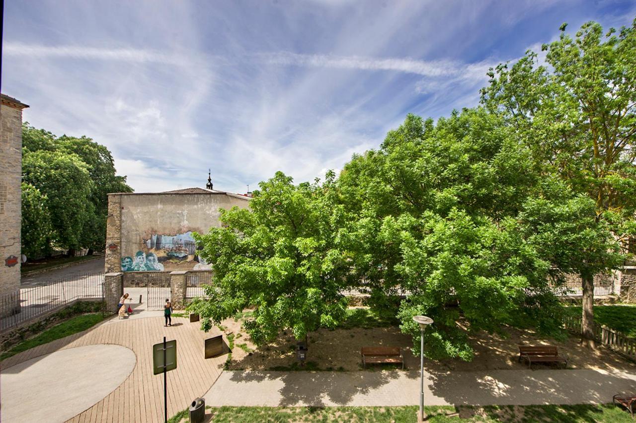 La Casa De Santa Maria Estudios Vitoria-Gasteiz Exterior photo